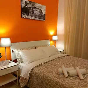 3* Konukevi Amoraroma, Economy With Shared Bathrooms