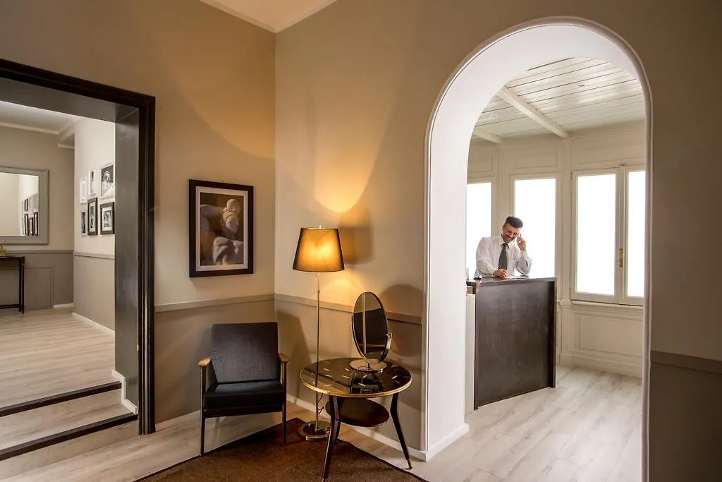 Nazionale 51 Group Bed & Breakfast Roma 3*,  İtalya